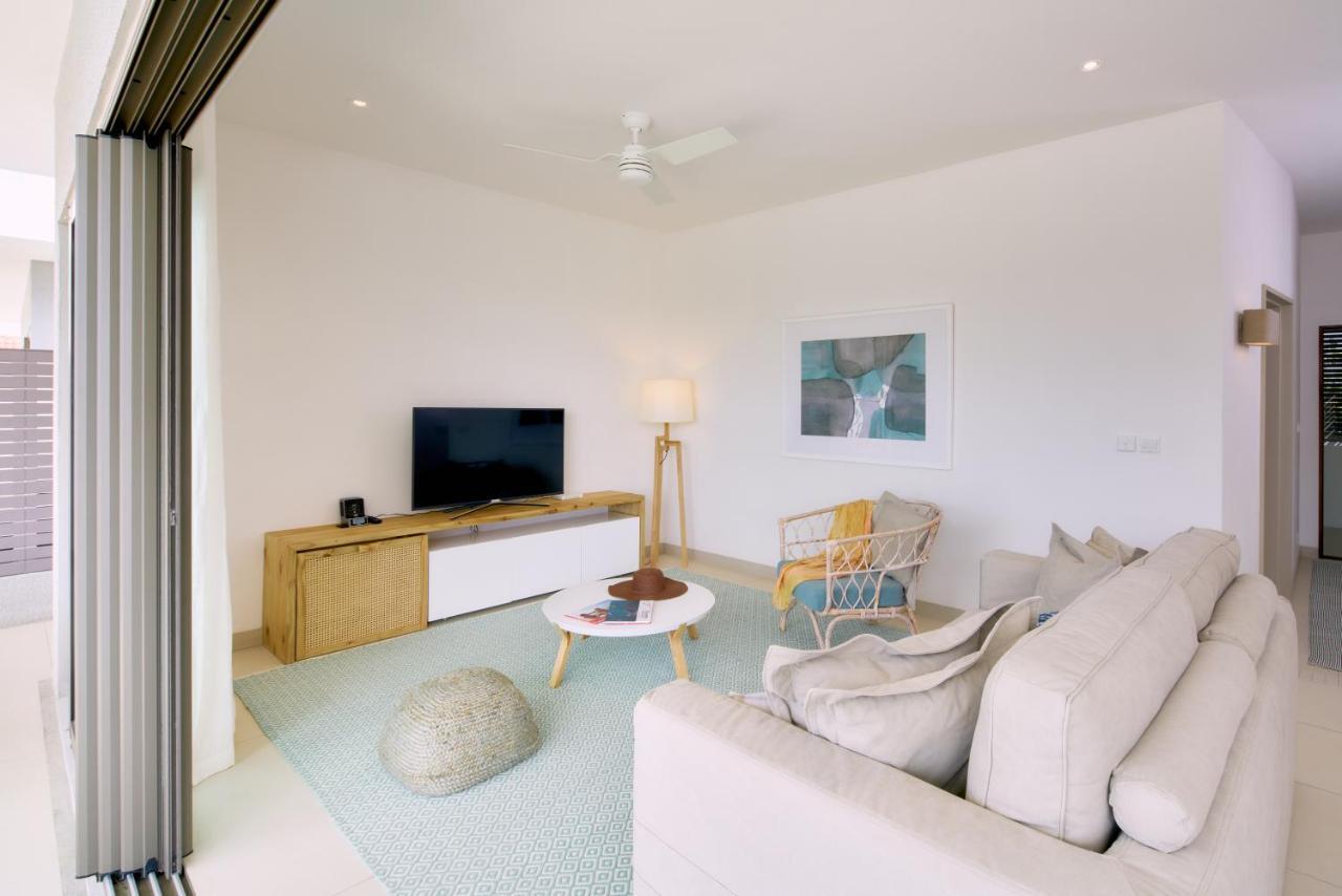 Les Estivales Beachfront Suites&Penthouses by LOV Trou-aux-Biches Extérieur photo