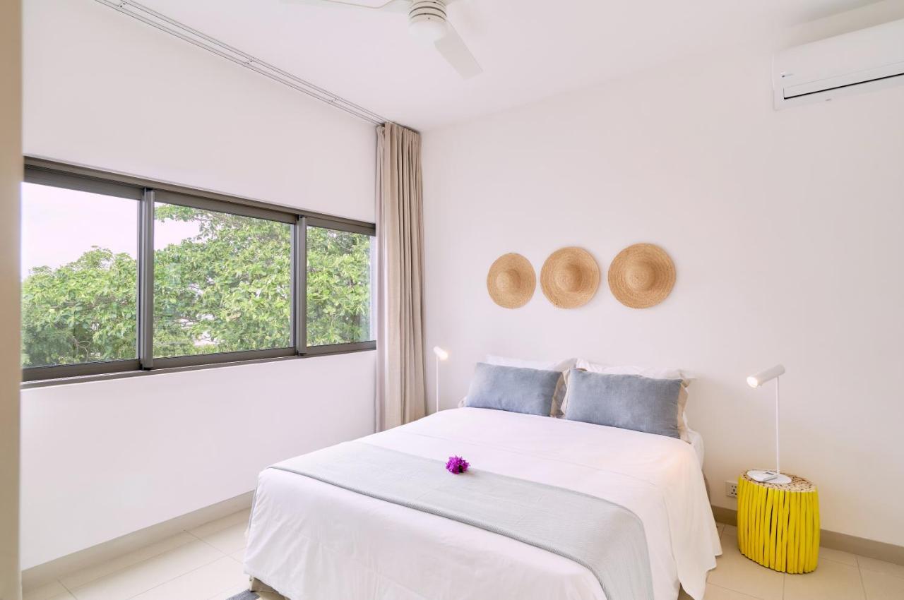 Les Estivales Beachfront Suites&Penthouses by LOV Trou-aux-Biches Extérieur photo