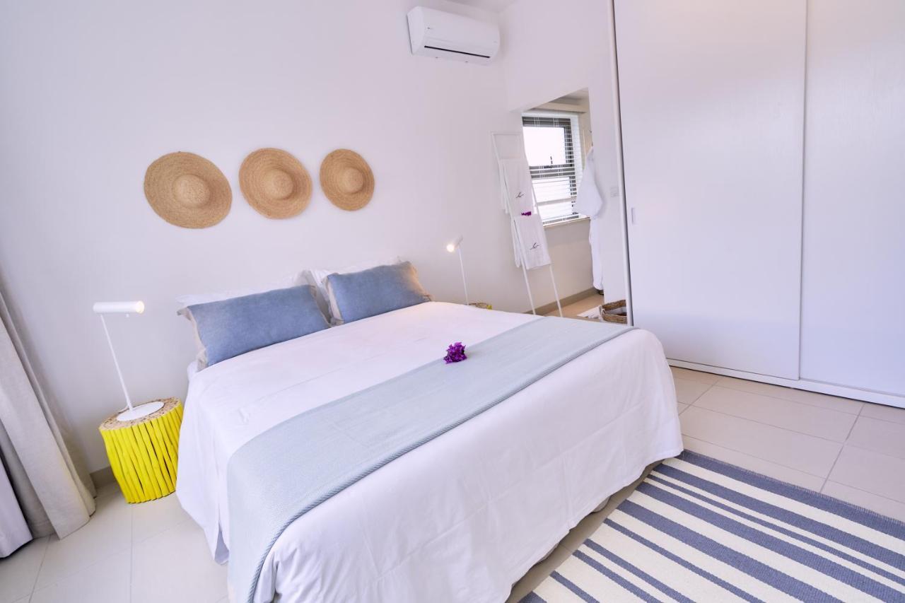Les Estivales Beachfront Suites&Penthouses by LOV Trou-aux-Biches Extérieur photo